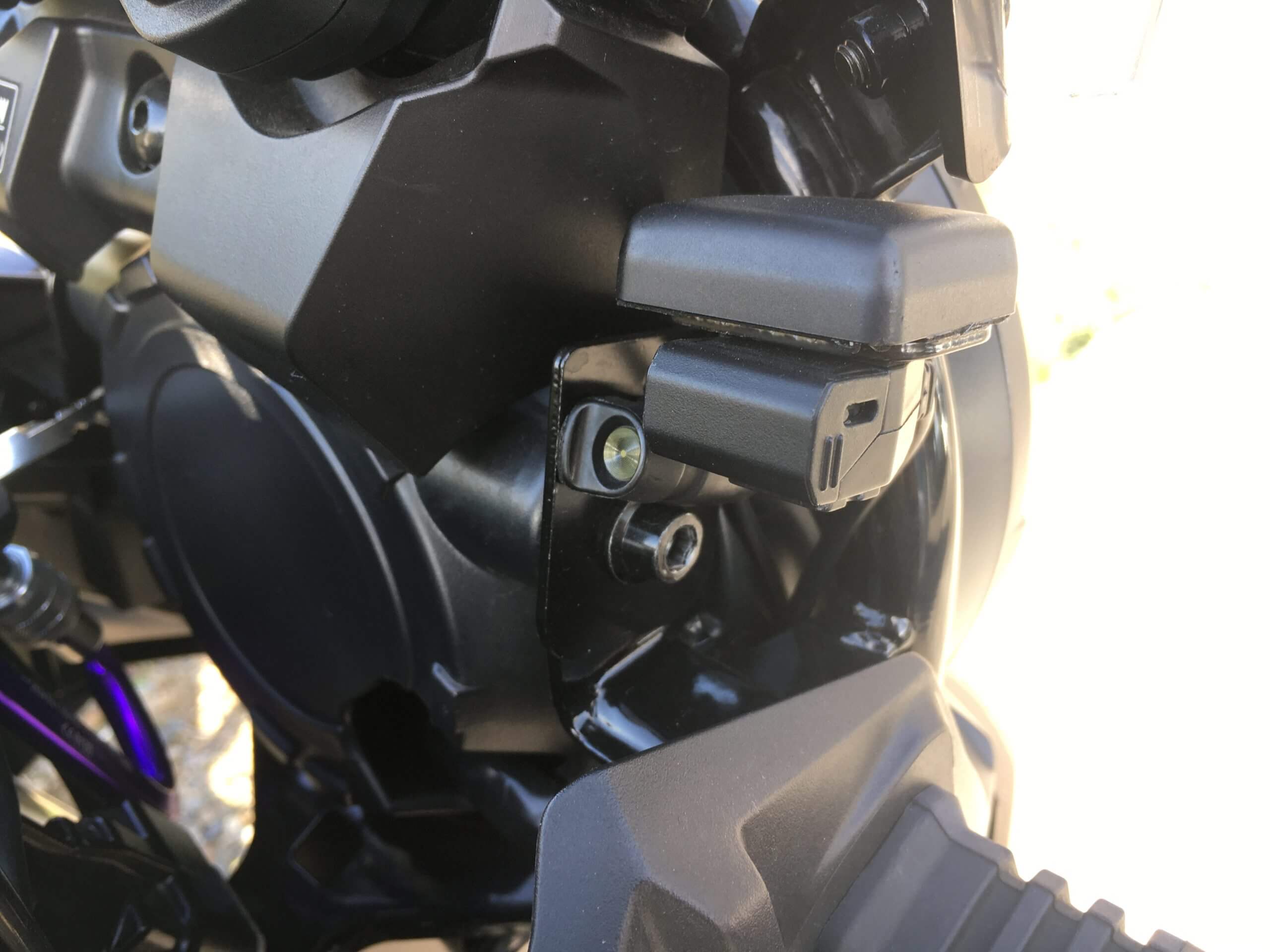 Vストローム２５０を長距離ツーリング使用に！ETC・USBを追加 