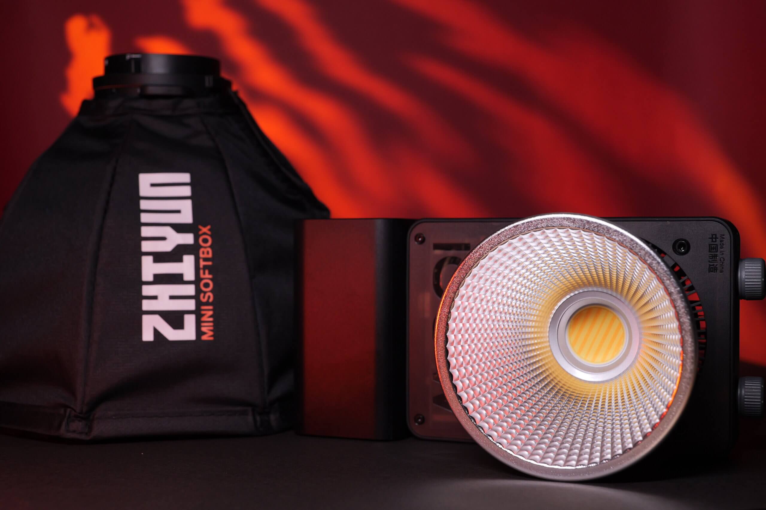 大光量だけどコンパクトな100W照明。ZHIYUN Cinepeer CX100レビュー